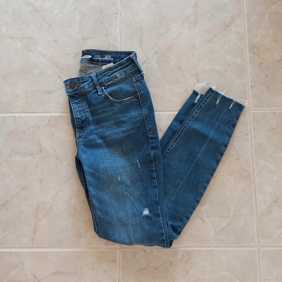 Old Navy Rockstar Super Skinny Jeans - Picture 1 of 3